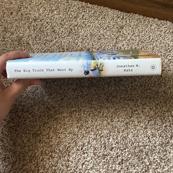 “The Big Truck That Went By” Jonathan M. Katz hardcover book - Picture 2 of 7
